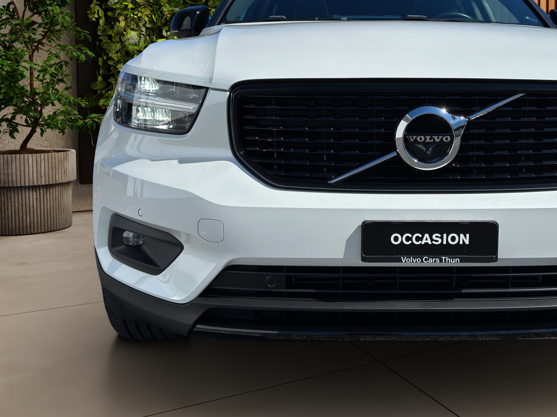 VOLVO XC40 2.0 T4 R-Design AWD-image-7