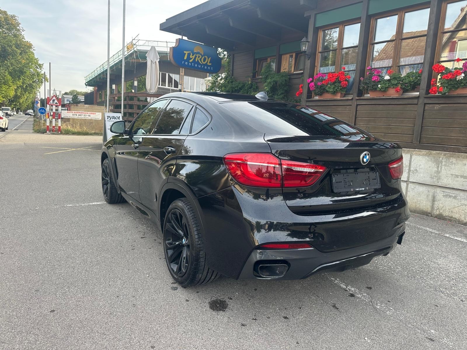 BMW X6 M50d Steptronic-showroom-element-2