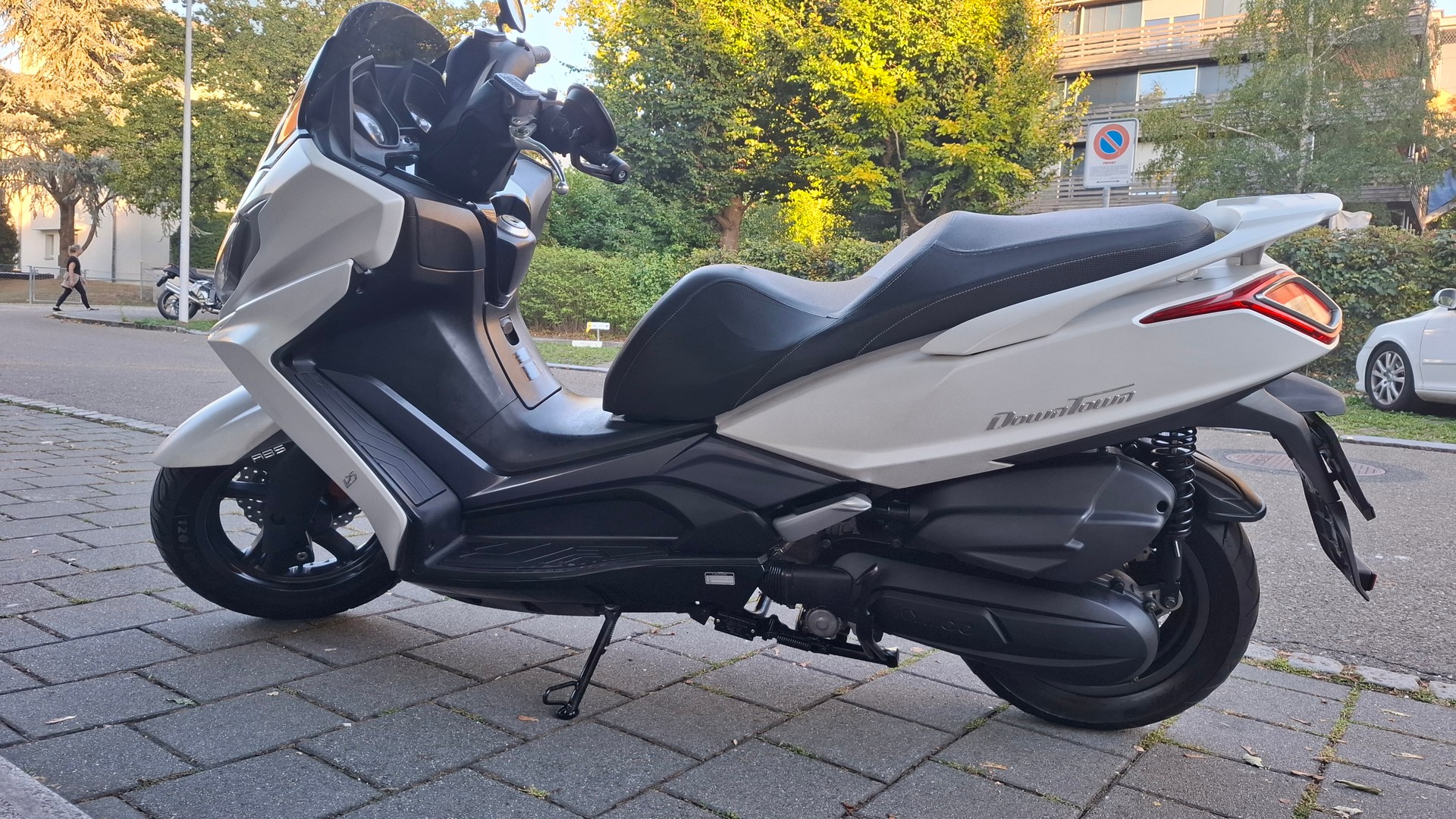 KYMCO Downtown 125 i ABS-image-3