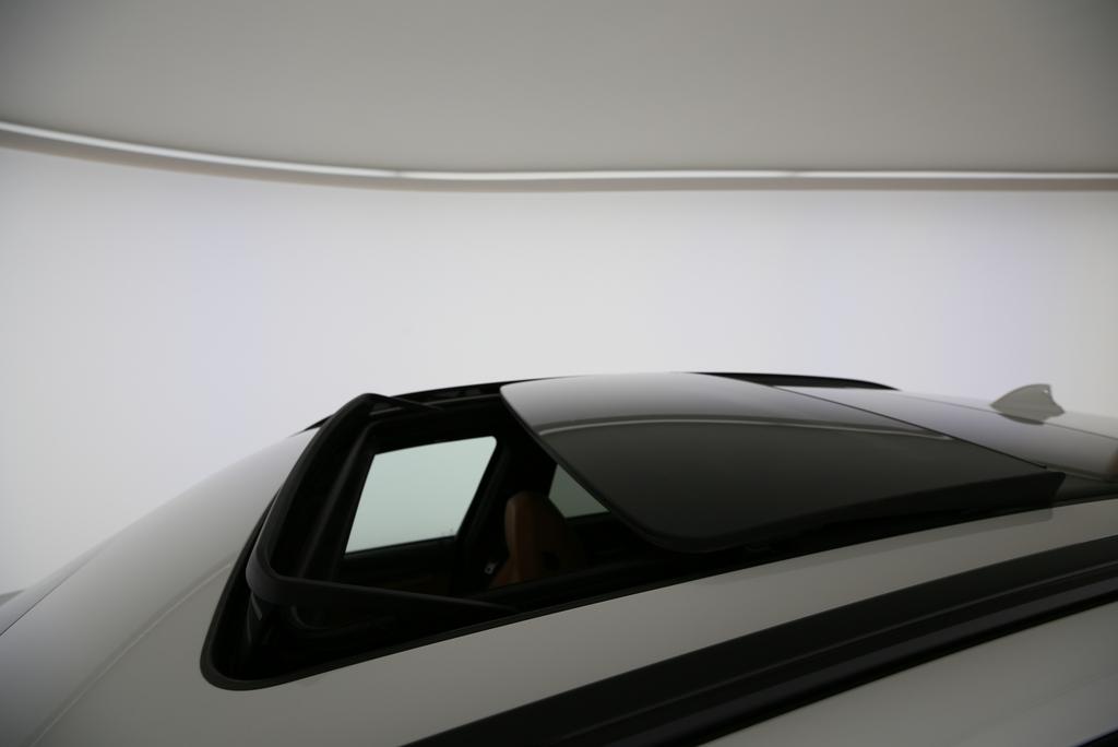 BMW X3 30e xDrive-image-16