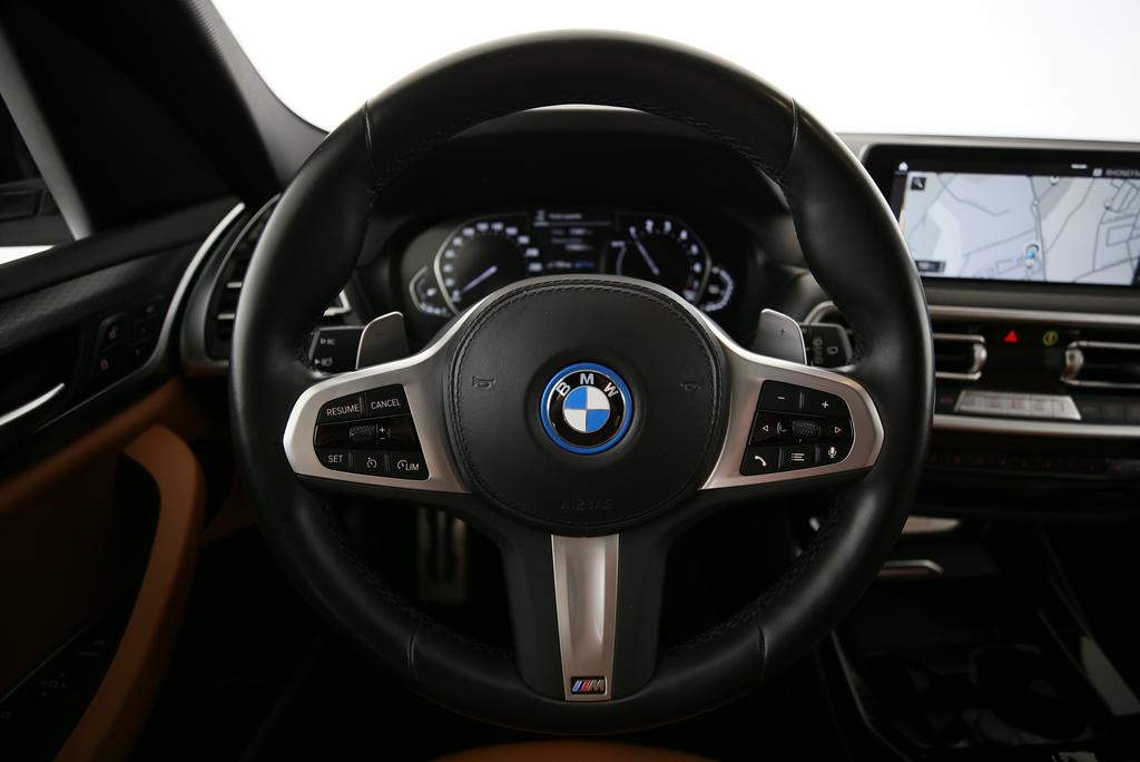 BMW X3 30e xDrive-image-9