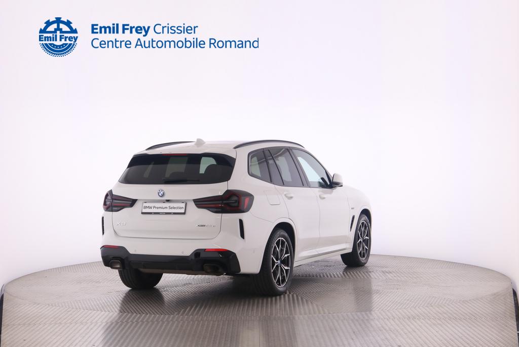 BMW X3 30e xDrive-showroom-element-1
