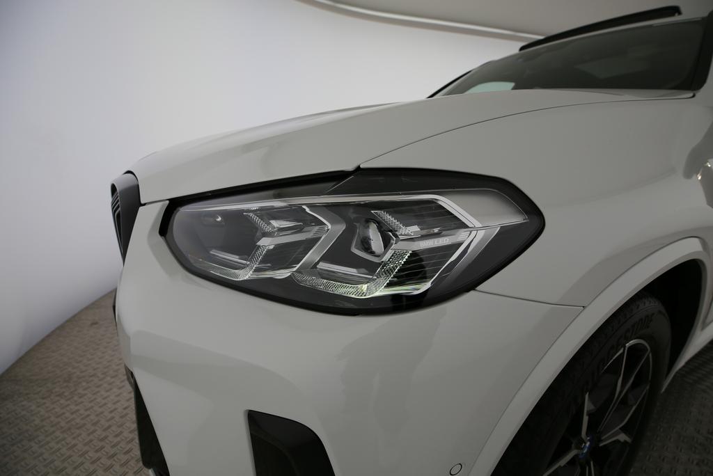 BMW X3 30e xDrive-image-5