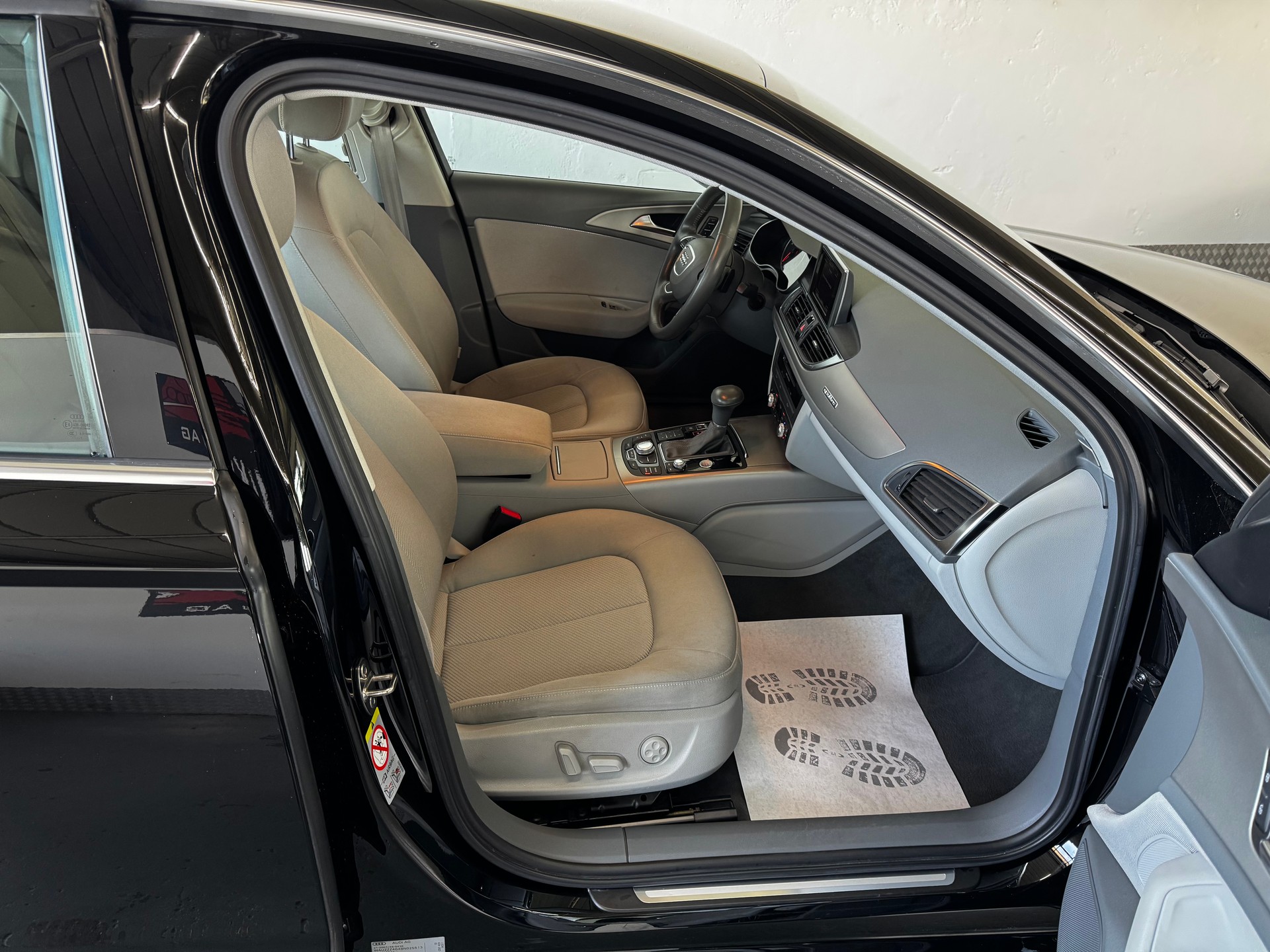 AUDI A6 Limousine 3.0 TDI V6 quattro S-tronic-image-17