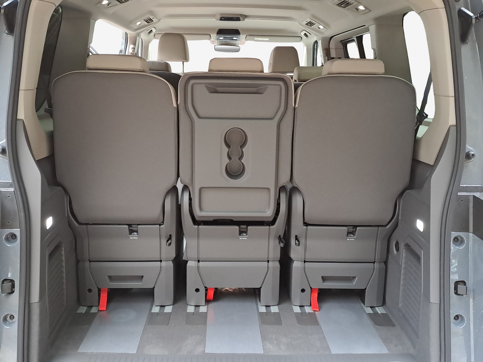 VW Multivan 2.0 TDI Trend Liberty DSG-image-9