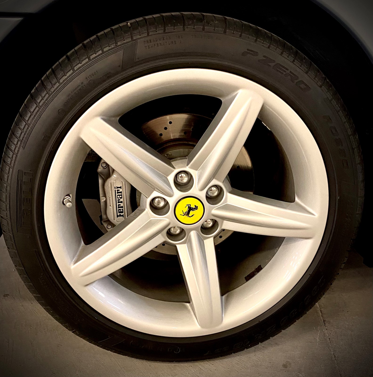 FERRARI 575M-image-11