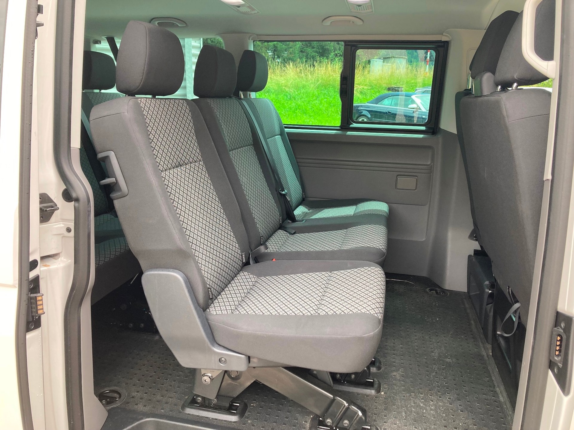 VW T6.1 Caravelle 2.0 TDI Trendline Liberty 4Motion DSG-image-10