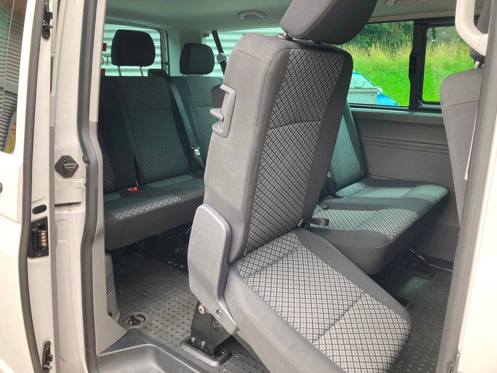 VW T6.1 Caravelle 2.0 TDI Trendline Liberty 4Motion DSG-image-9