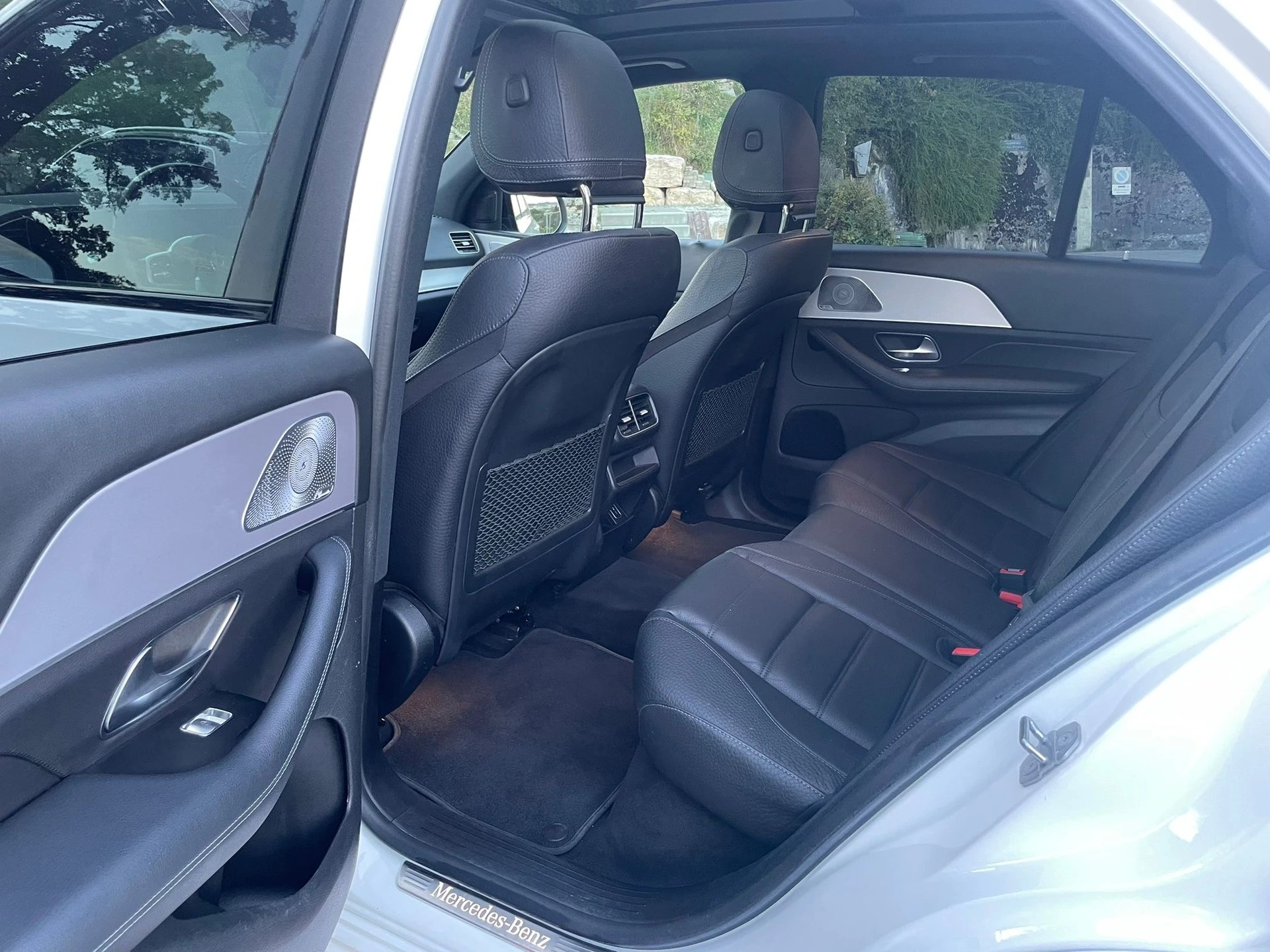 MERCEDES-BENZ GLE 400 d 4Matic AMG Line 9G-Tronic-image-6