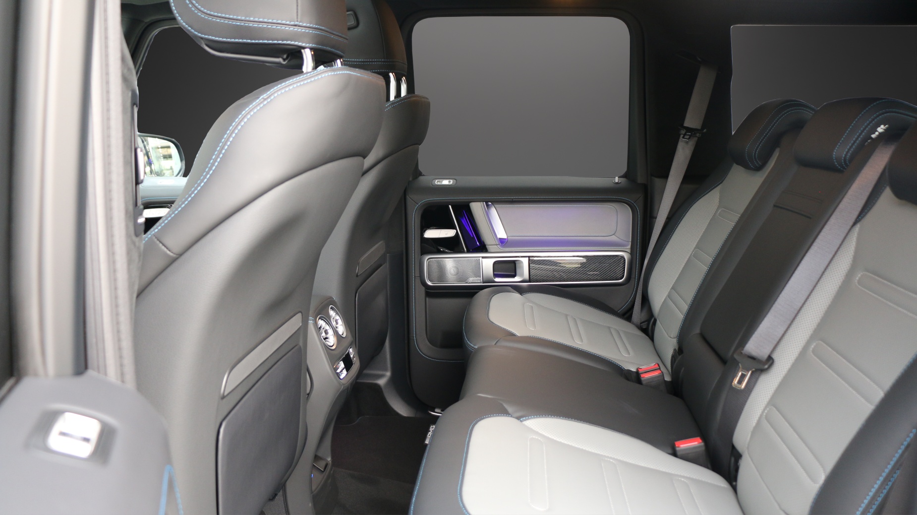 MERCEDES-BENZ G 580 EQ 116kWh-image-12