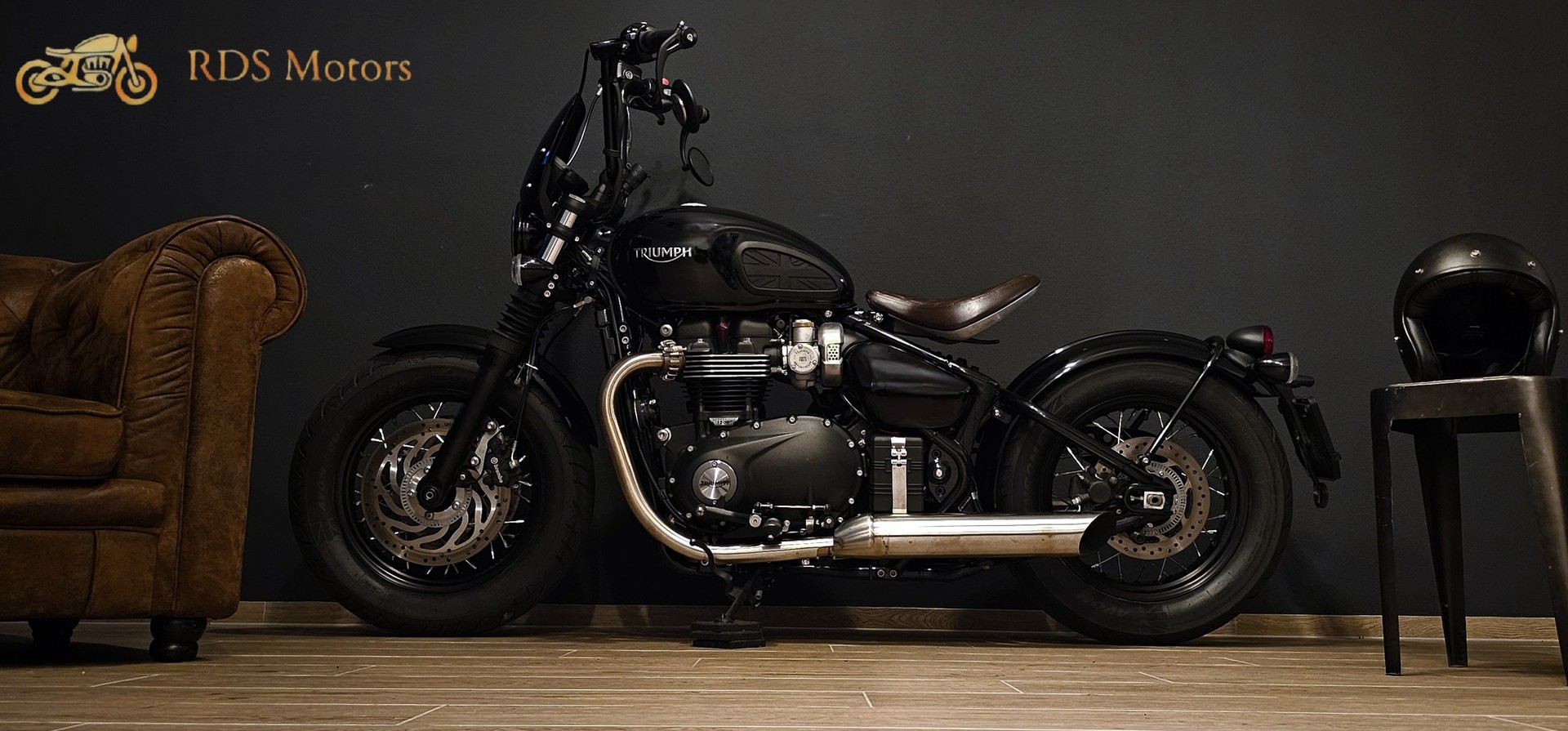 TRIUMPH Bonneville 1200 Bobber-image-2