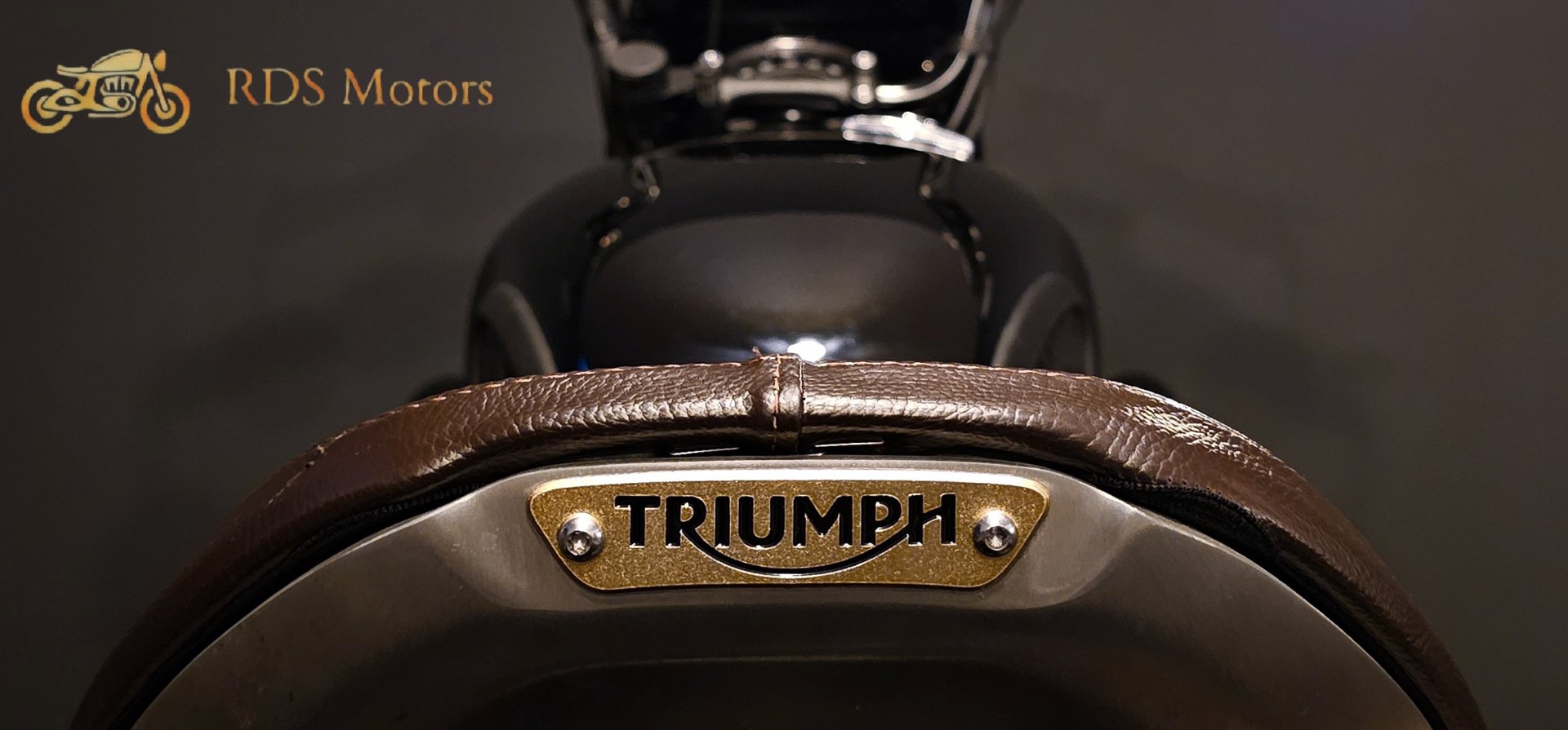 TRIUMPH Bonneville 1200 Bobber-image-8