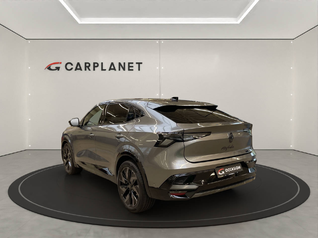 RENAULT Rafale esprit Alpine-showroom-element-2