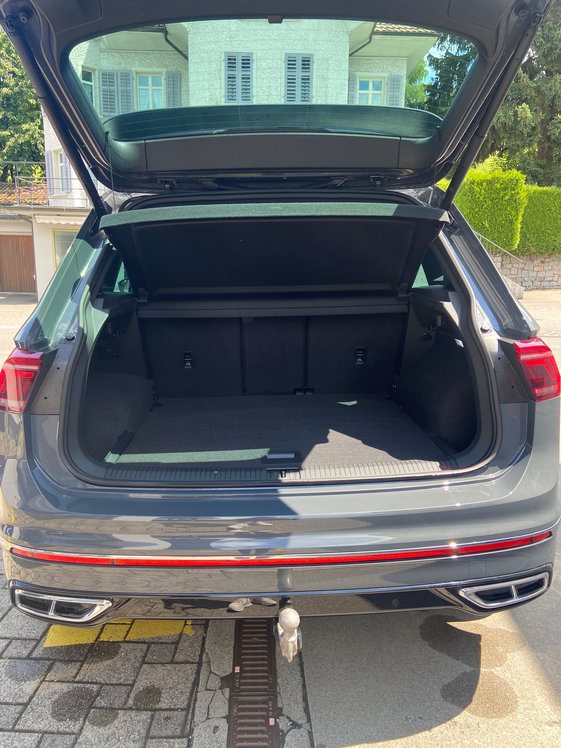 VW Tiguan 2.0TSI R-Line 4Motion DSG-image-5