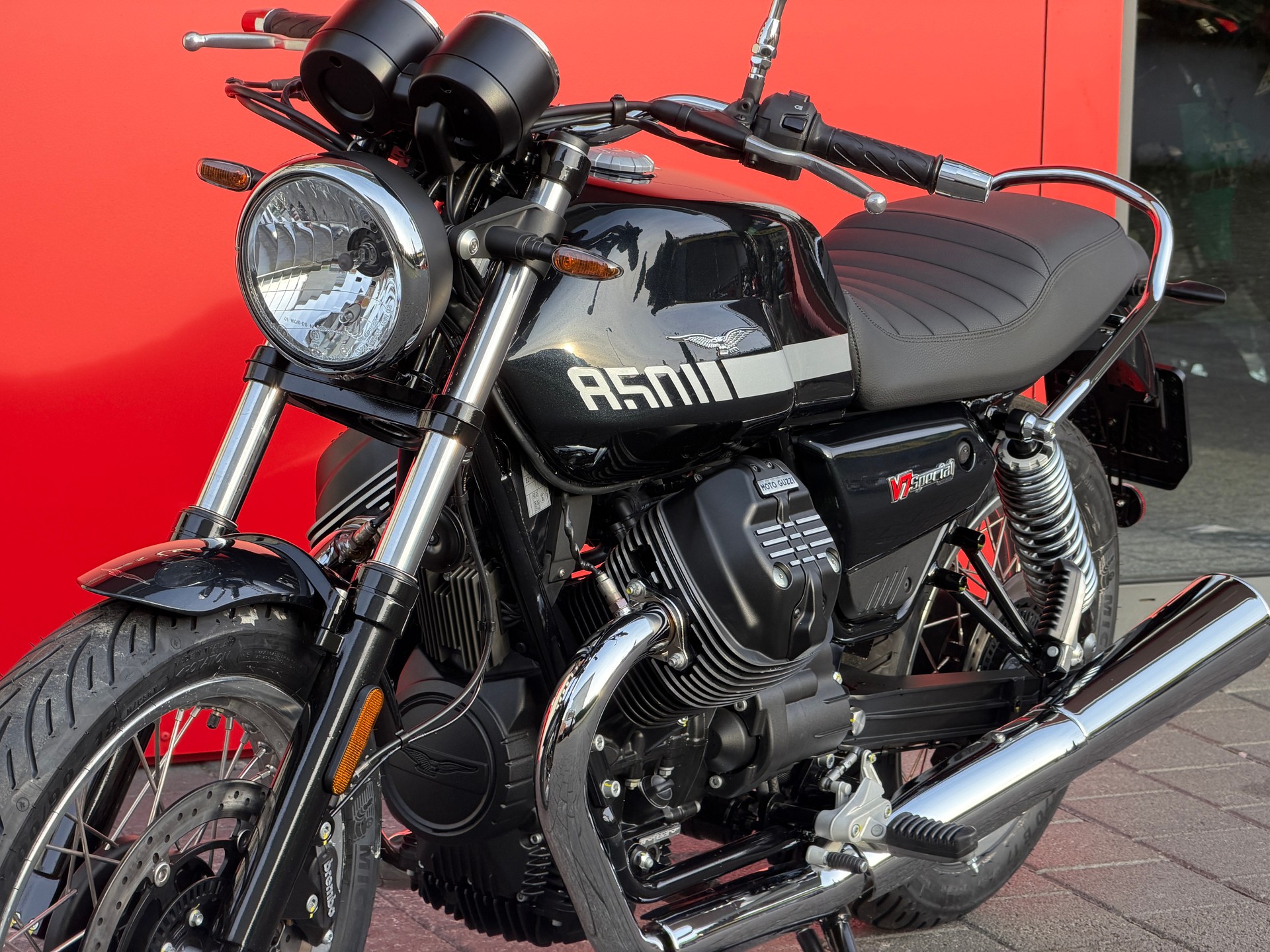 MOTO GUZZI V7 IV 850 Special-image-13