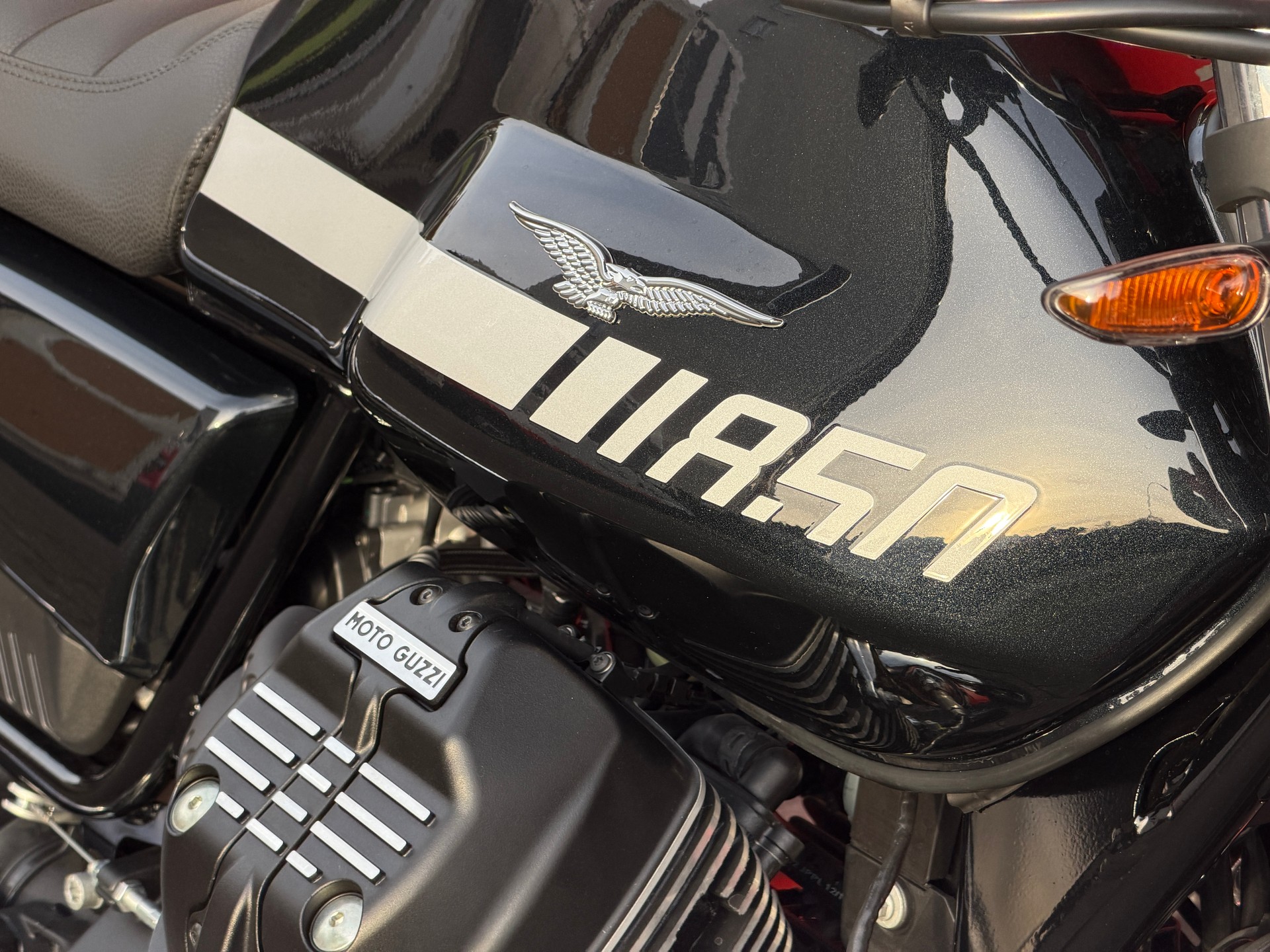 MOTO GUZZI V7 IV 850 Special-image-3