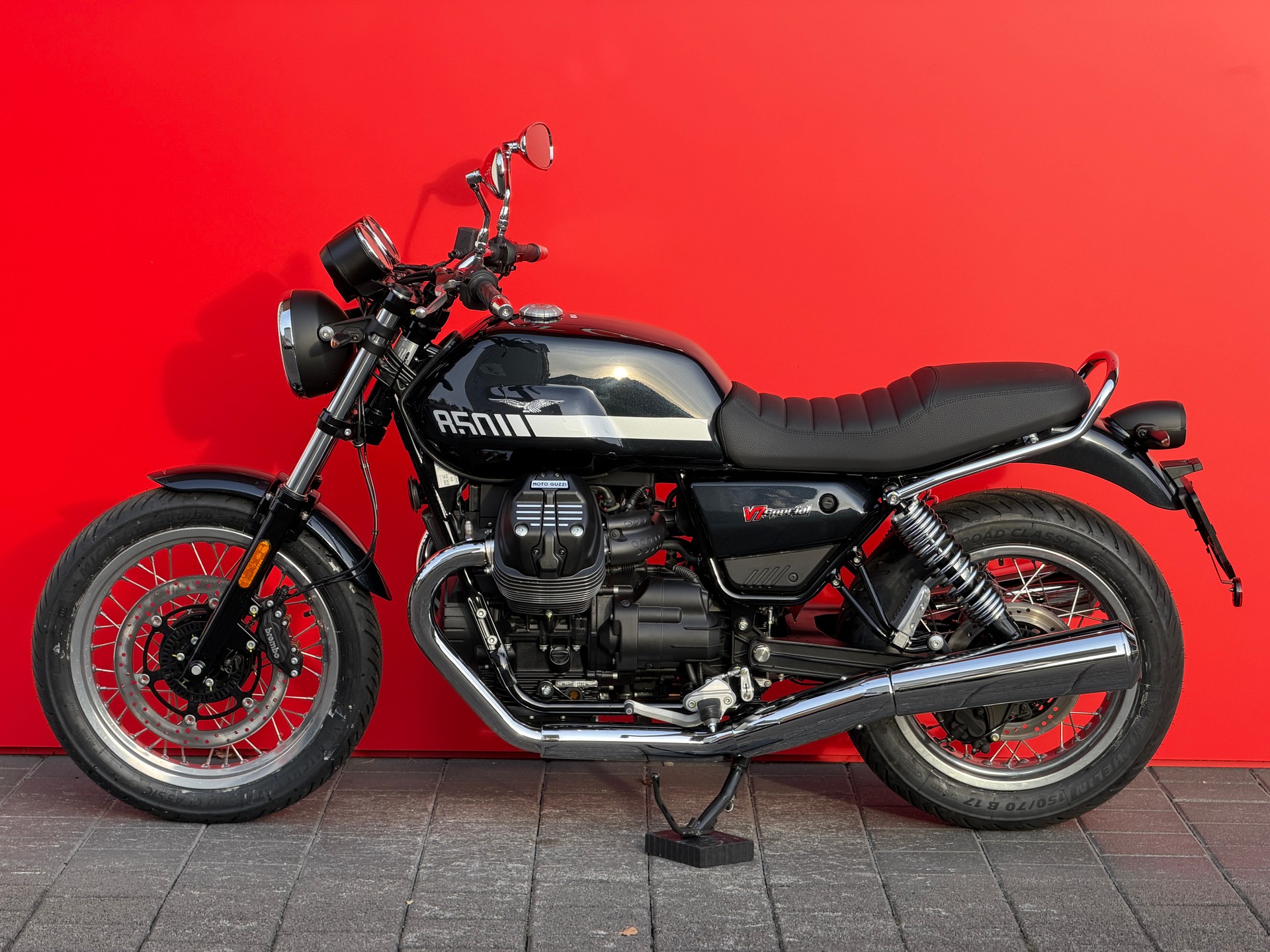 MOTO GUZZI V7 IV 850 Special-image-14