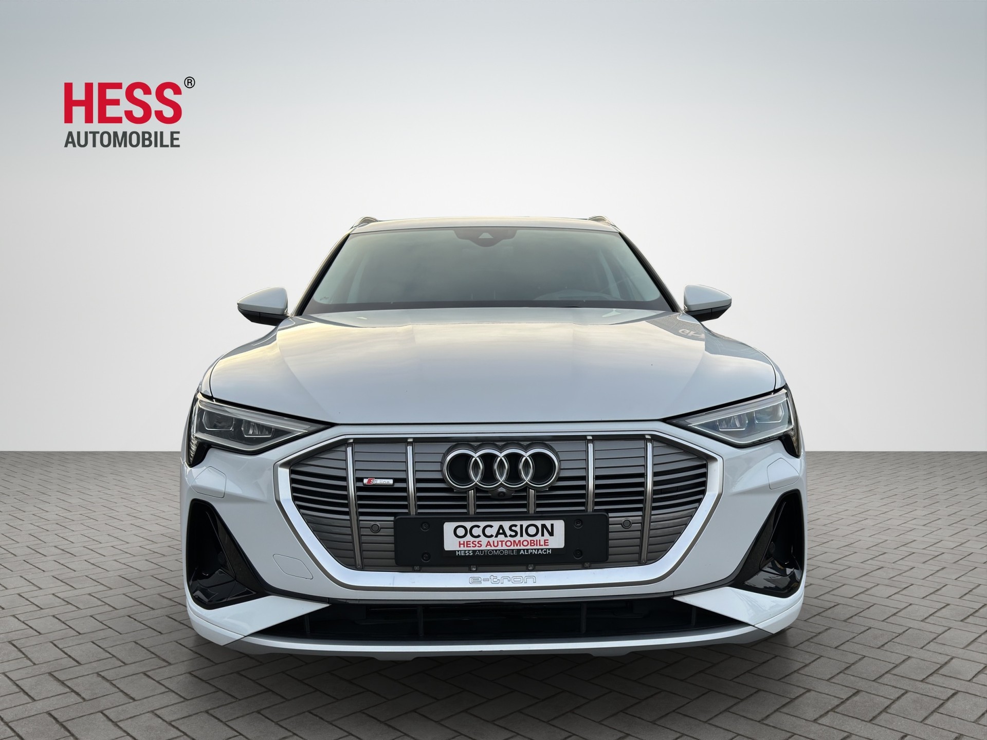 AUDI e-tron 55 S Line quattro-showroom-element-2