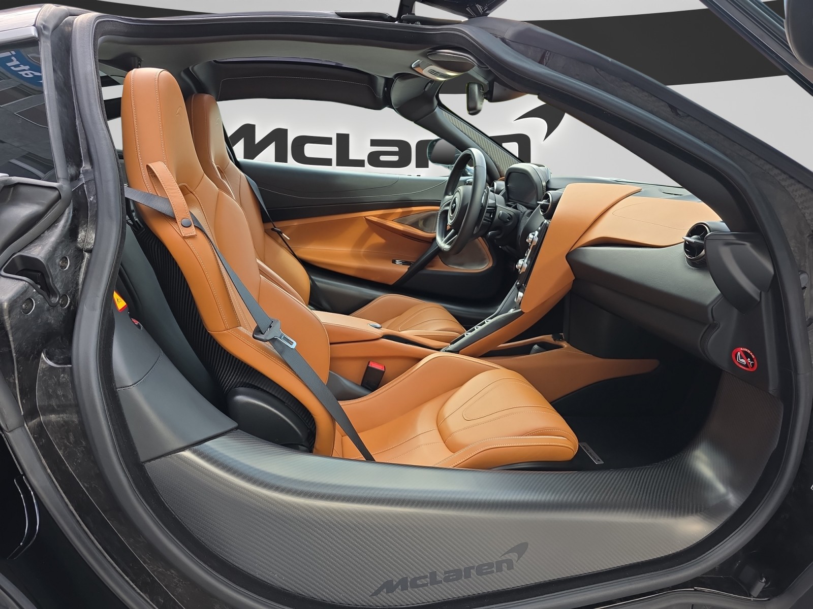 McLAREN 720S Coupé Luxury 4.0 V8 SSG-image-16