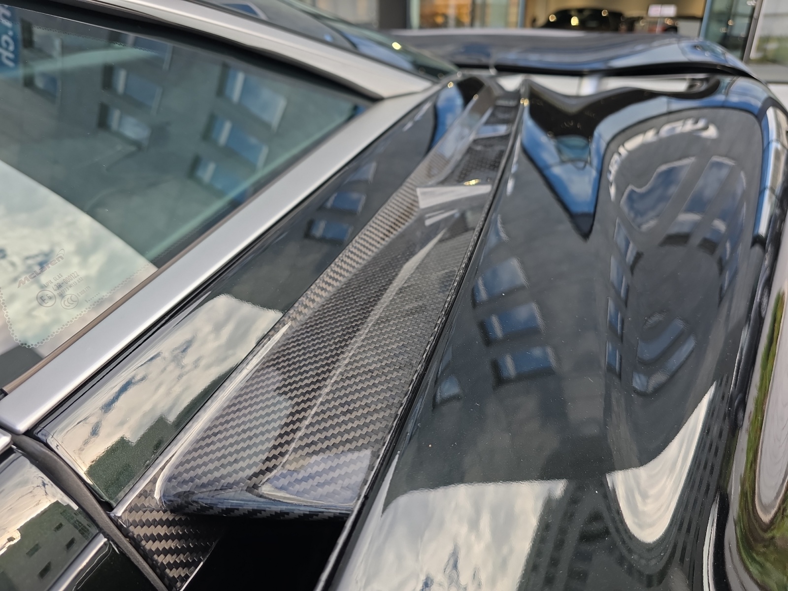 McLAREN 720S Coupé Luxury 4.0 V8 SSG-image-19