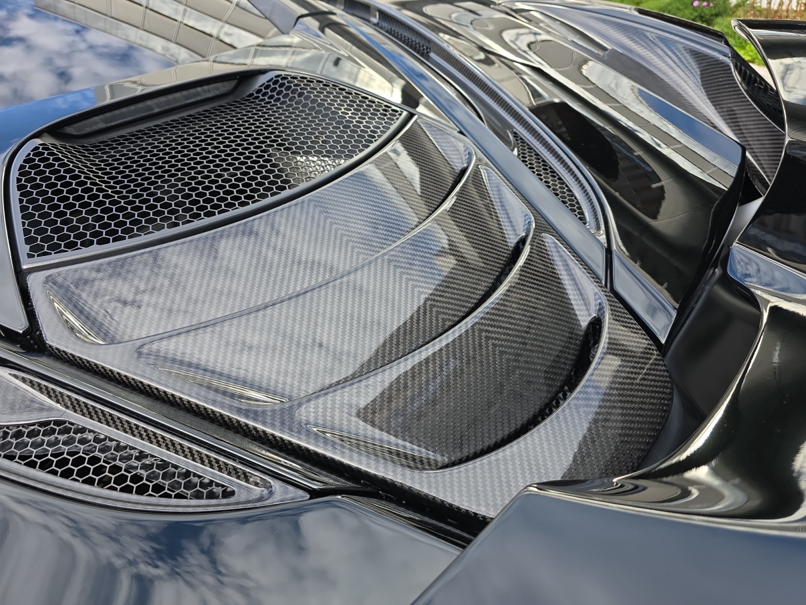 McLAREN 720S Coupé Luxury 4.0 V8 SSG-image-20