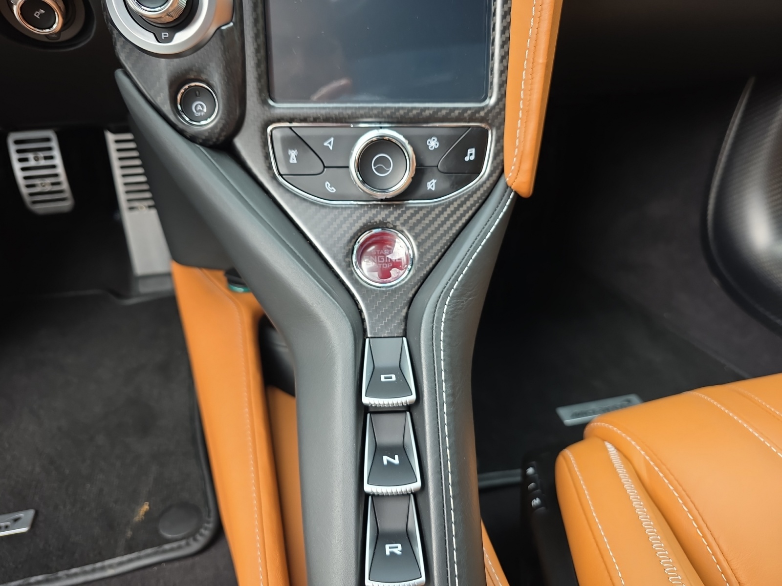 McLAREN 720S Coupé Luxury 4.0 V8 SSG-image-14
