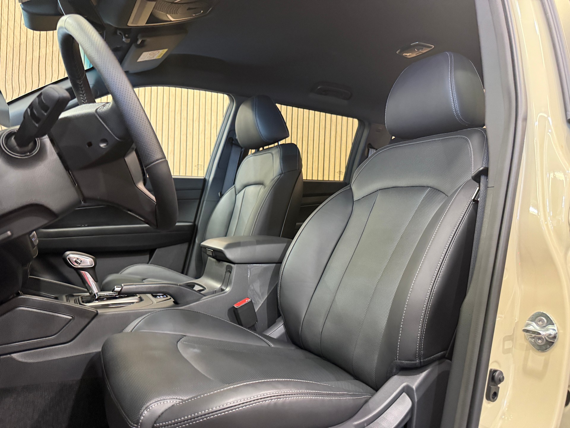KGM-SsangYong Grand Musso 2.2 Blackline 4WD A *Facelift*-image-16