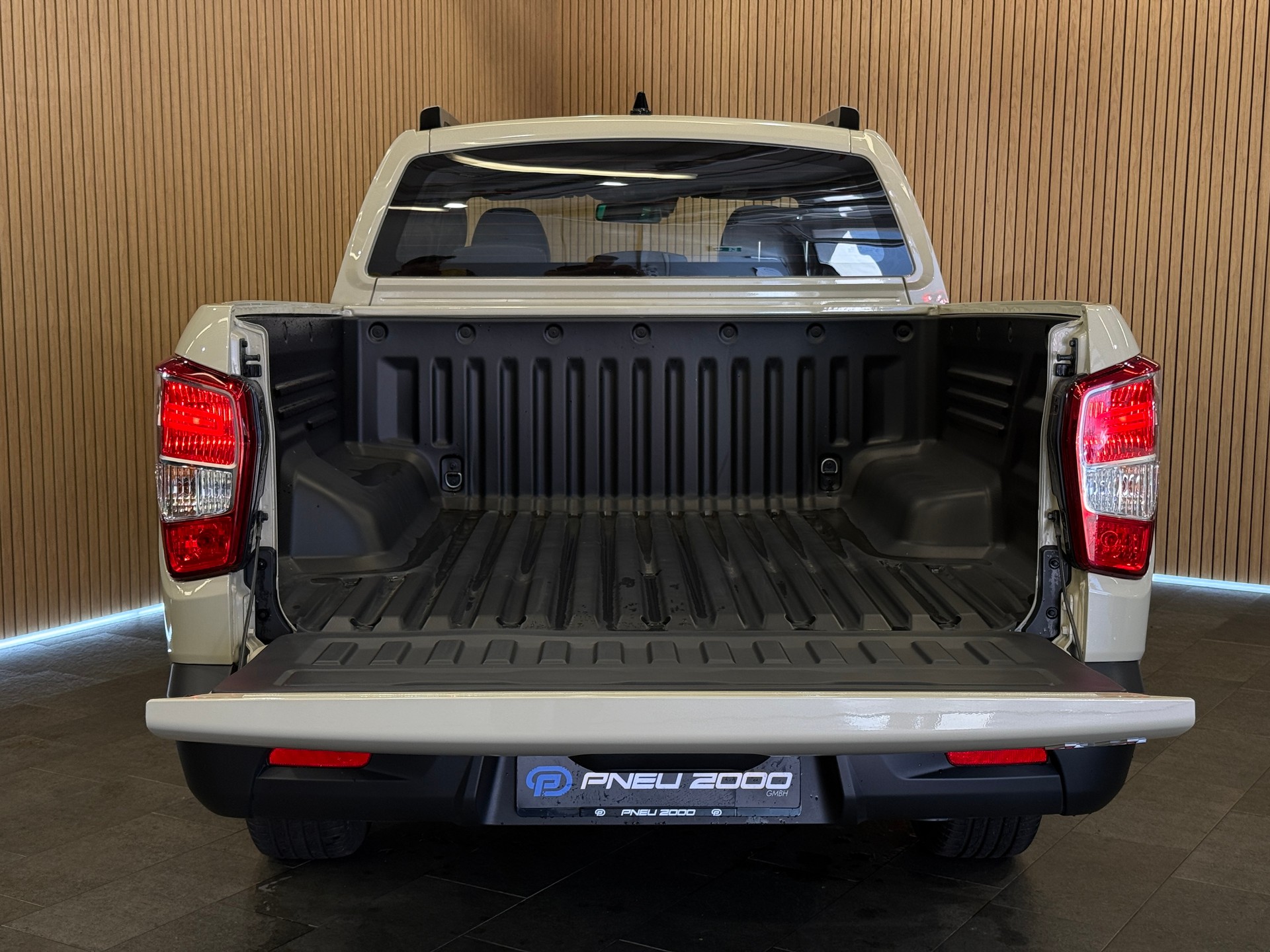 KGM-SsangYong Grand Musso 2.2 Blackline 4WD A *Facelift*-image-5