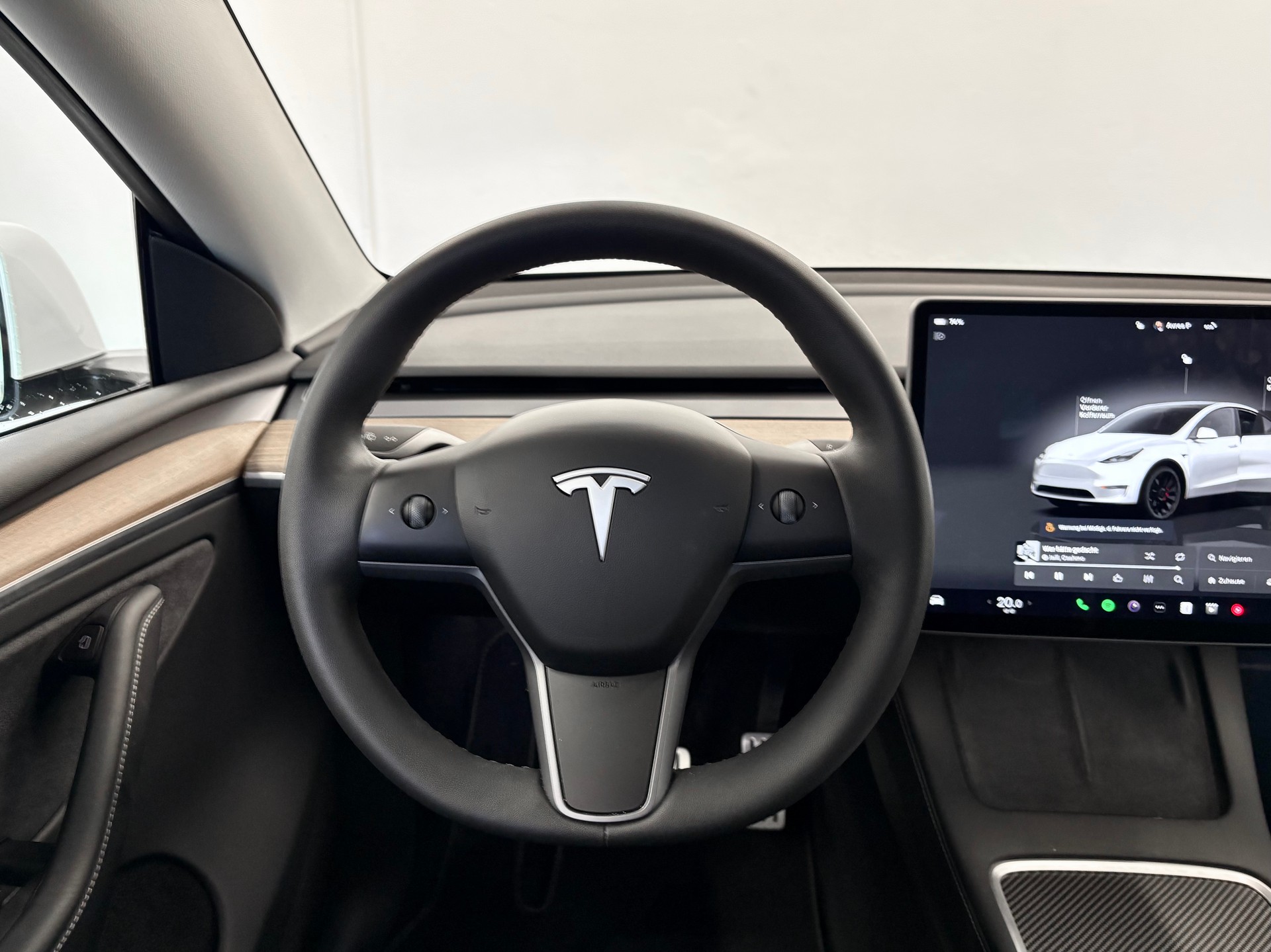 TESLA Model Y Performance-image-17