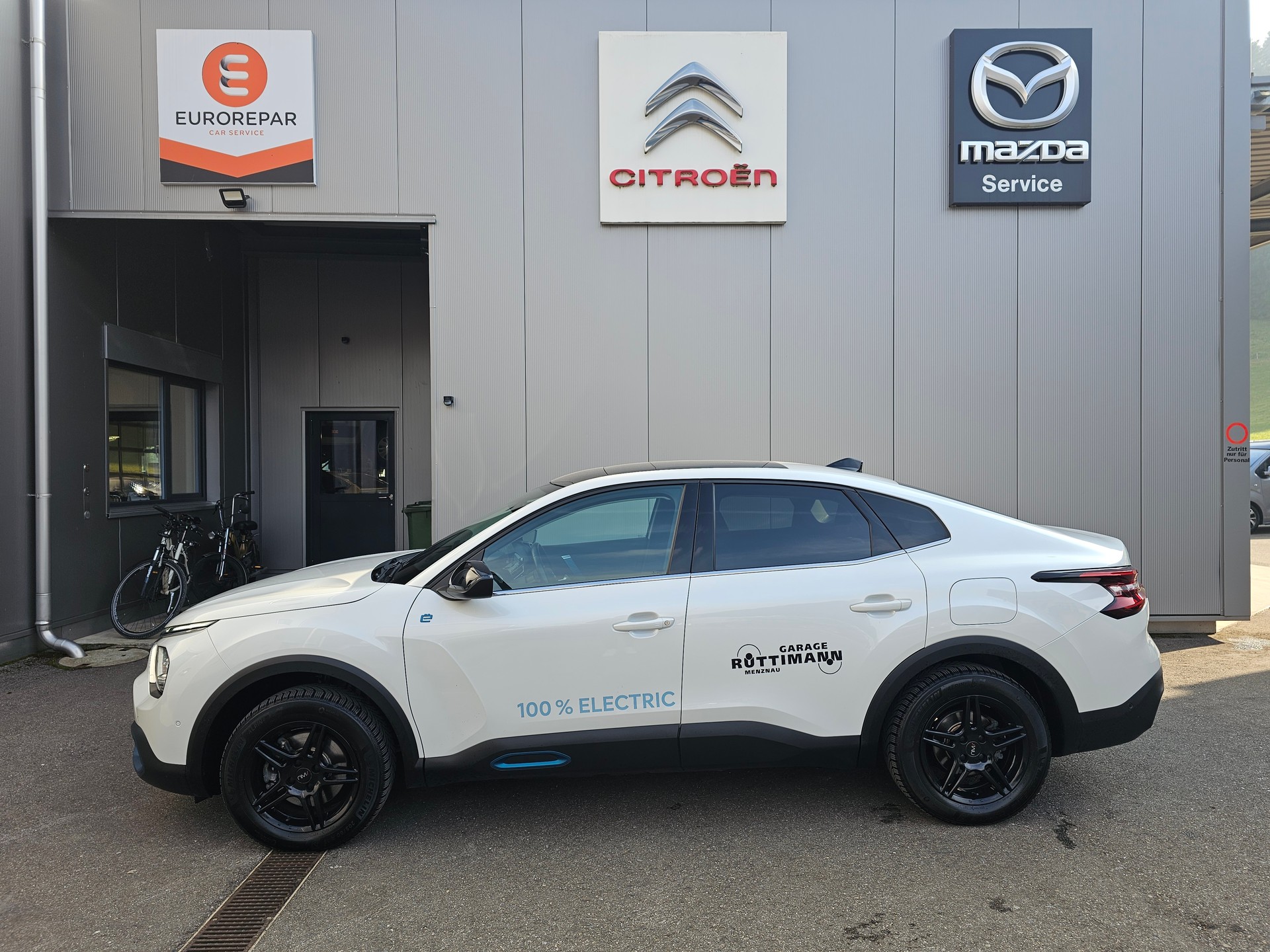 CITROEN C4 X 100 kW Shine-image-4