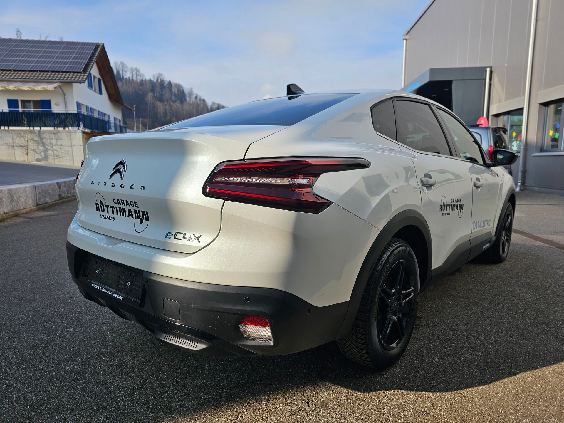CITROEN C4 X 100 kW Shine-image-2