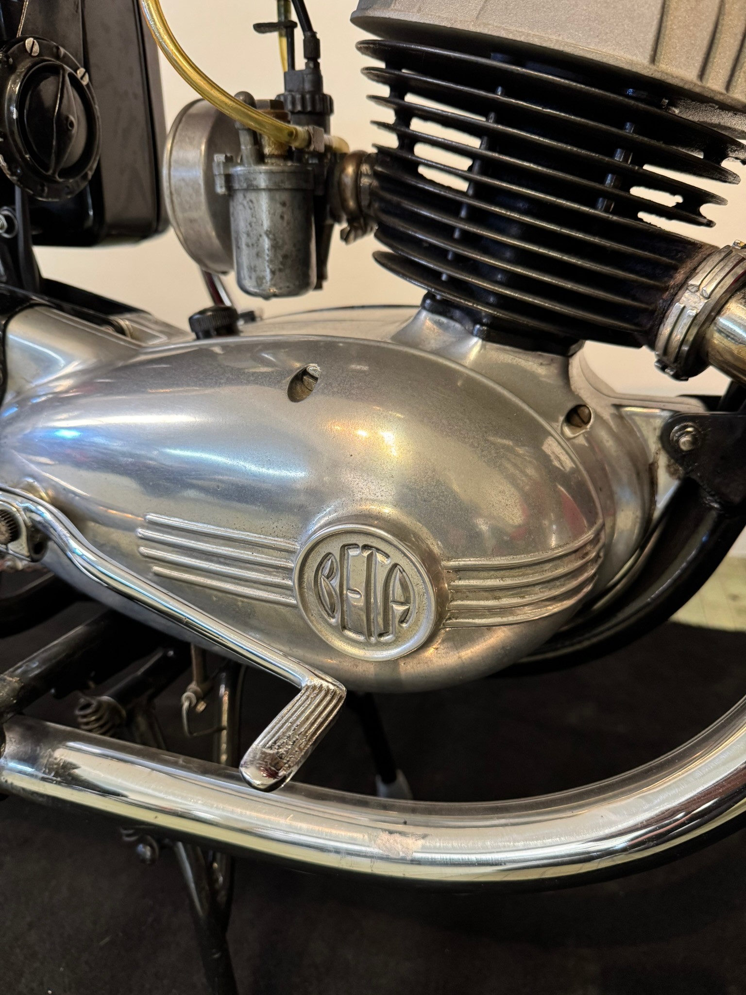 BETA Bianchi 125 T Urano-image-5