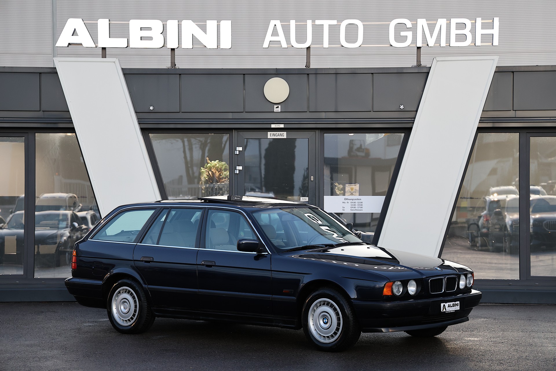 BMW 518i Touring **Nur 60'500km** **frisch ab MFK**-showroom-element-1