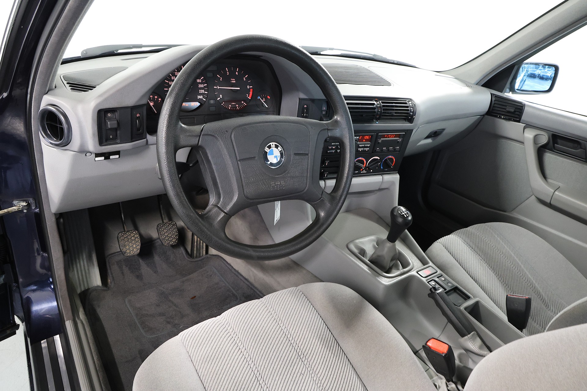BMW 518i Touring **Nur 60'500km** **frisch ab MFK**-image-7