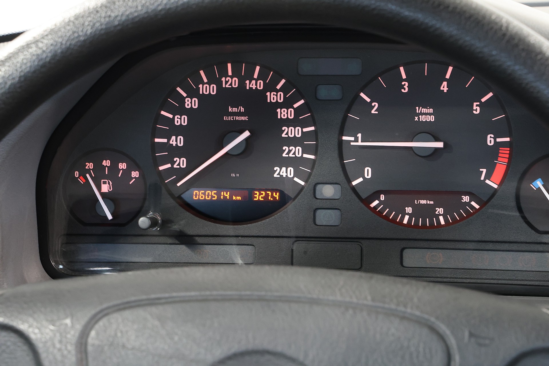 BMW 518i Touring **Nur 60'500km** **frisch ab MFK**-image-11