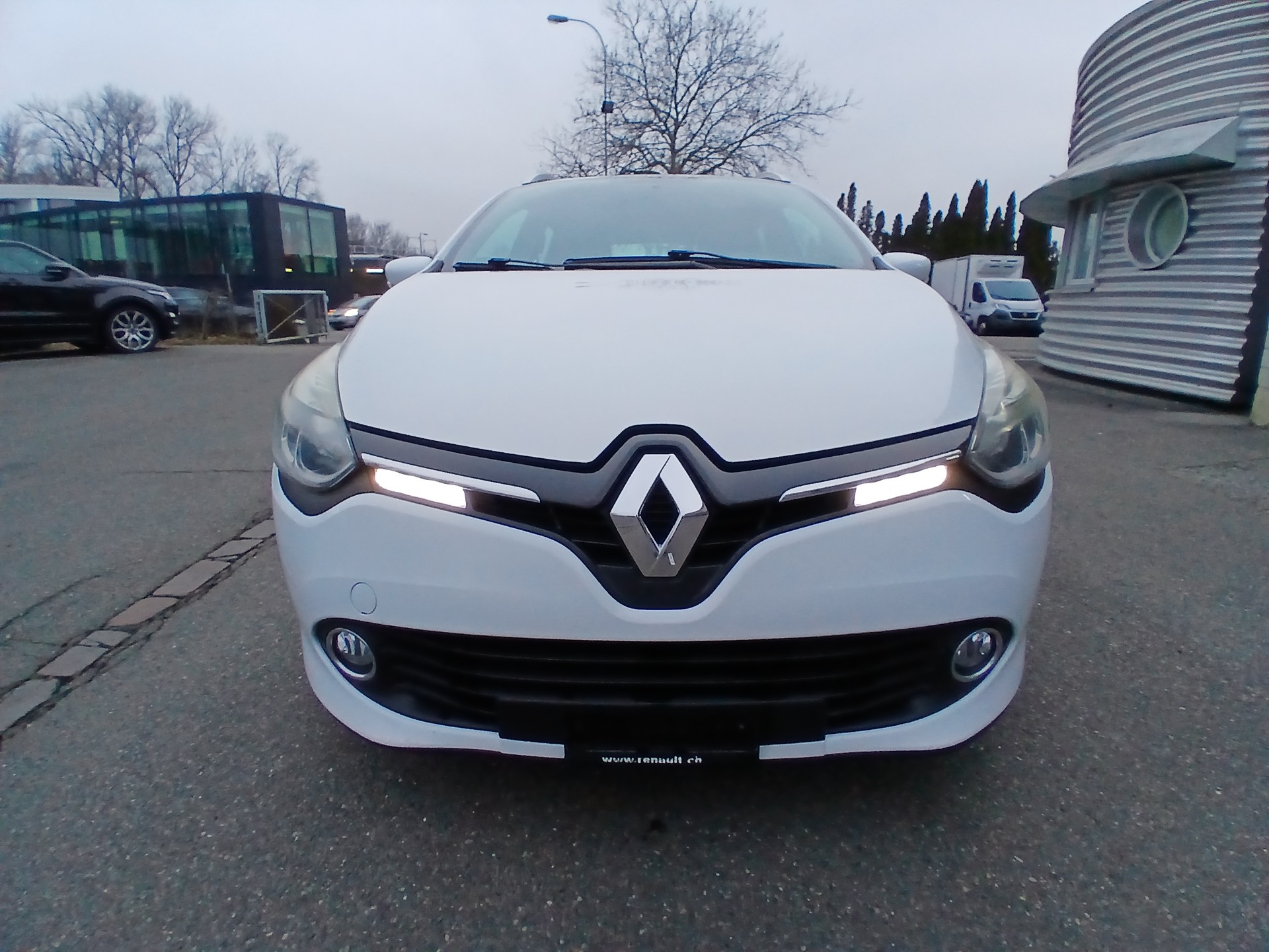 RENAULT Clio Grandtour 1.5 dCi Swiss Edition EDC-image-6