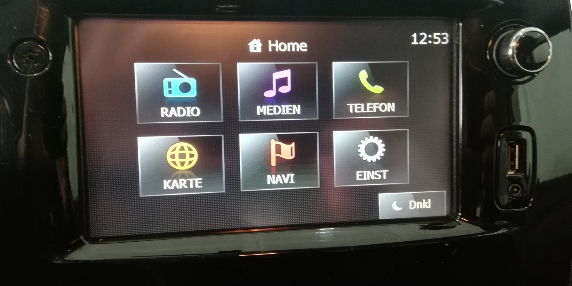 RENAULT Clio Grandtour 1.5 dCi Swiss Edition EDC-image-10