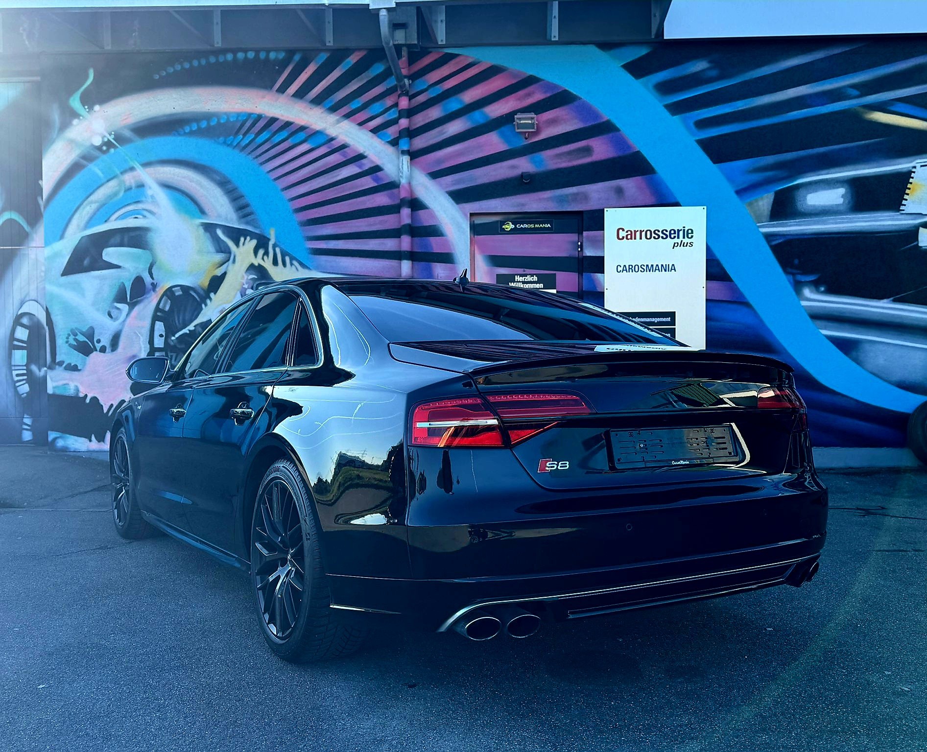 AUDI S8 4.0 TFSI V8 quattro tiptronic-image-4