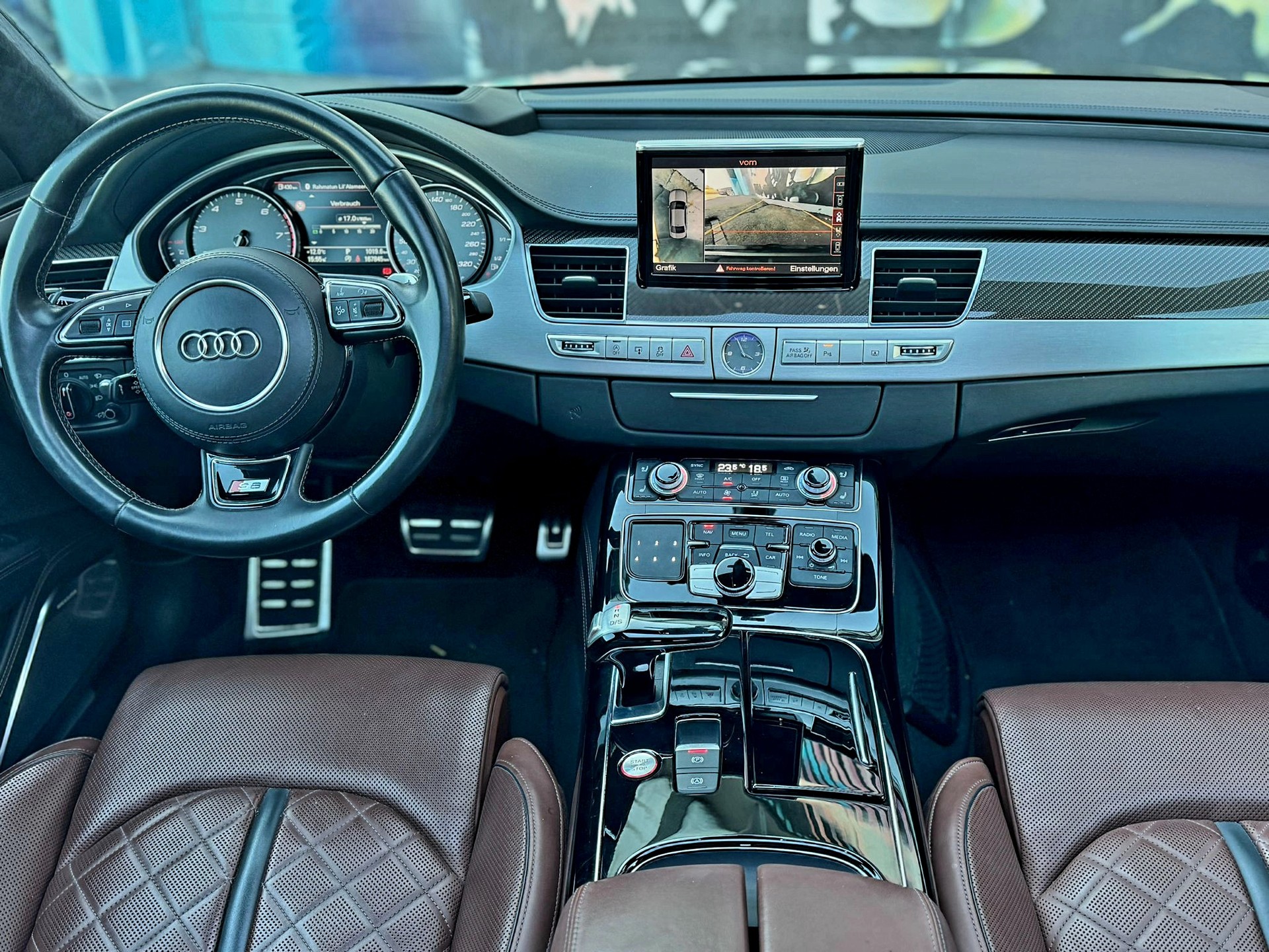 AUDI S8 4.0 TFSI V8 quattro tiptronic-image-6