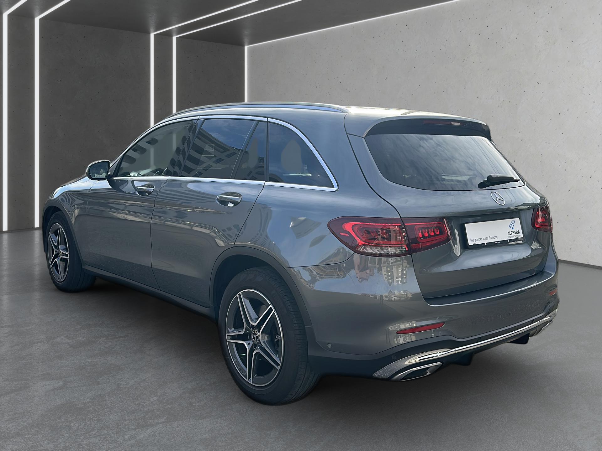 MERCEDES-BENZ GLC 220 d 4Matic 9G-Tronic-showroom-element-3