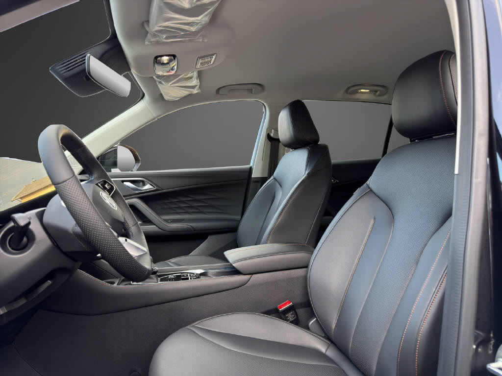 MG HS 1.5 PHEV Luxury-image-8