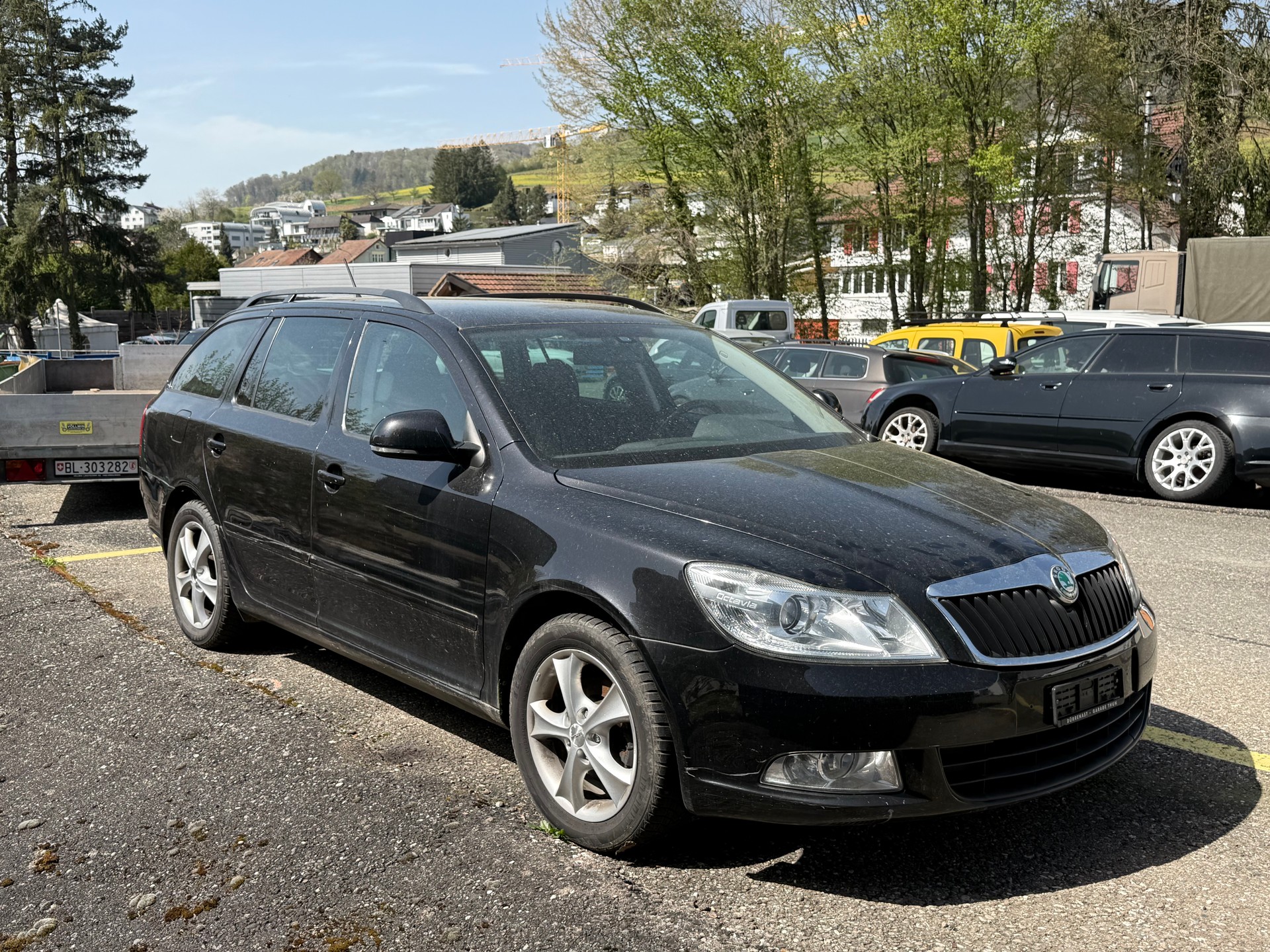 SKODA Octavia Combi 1.6 TDI Entry DSG-image-3