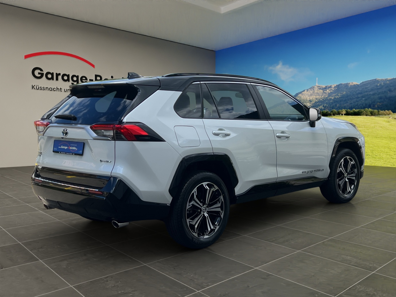 TOYOTA RAV4 2.5 Plug-In-Hybrid Platinum-image-4