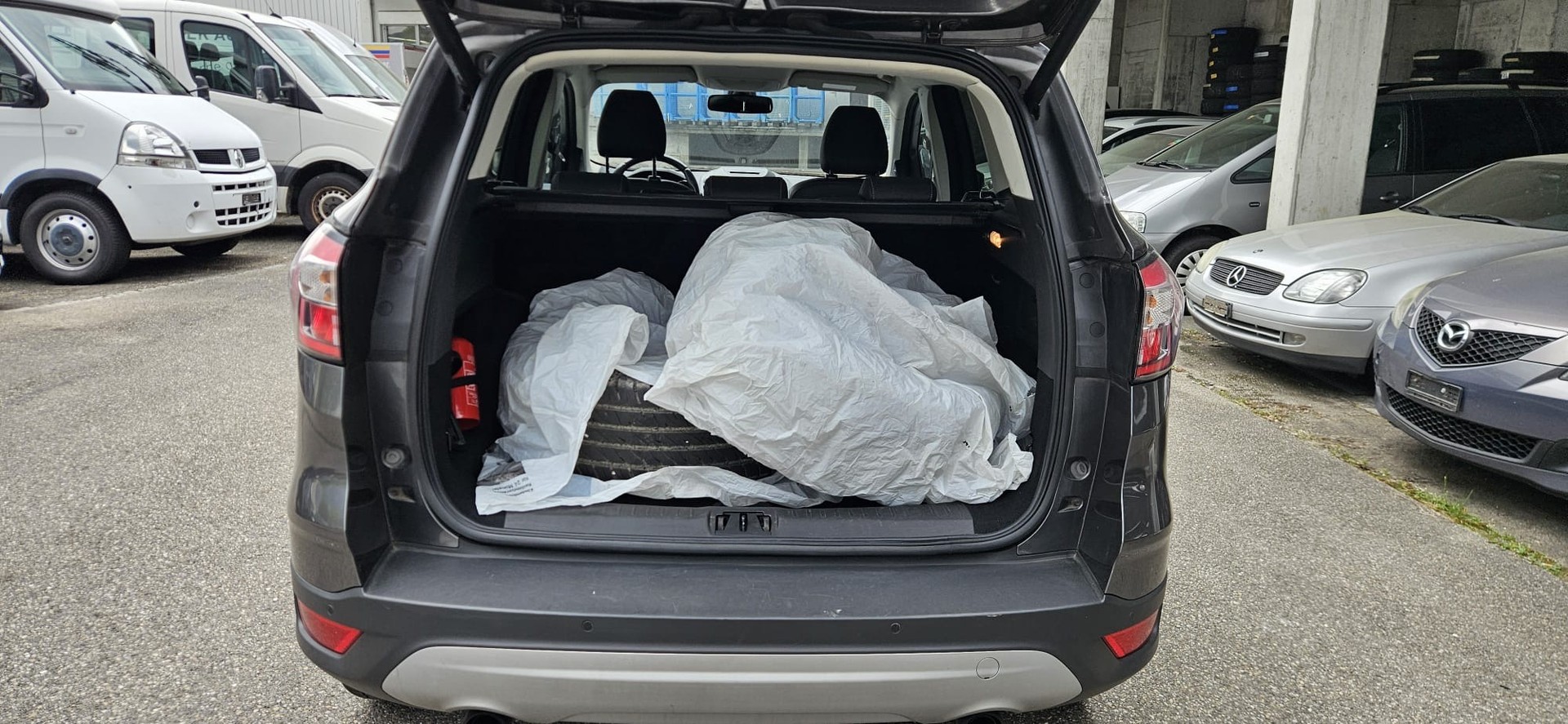 FORD Kuga 1.5 SCTi ST Line High 4WD Automatic-image-7
