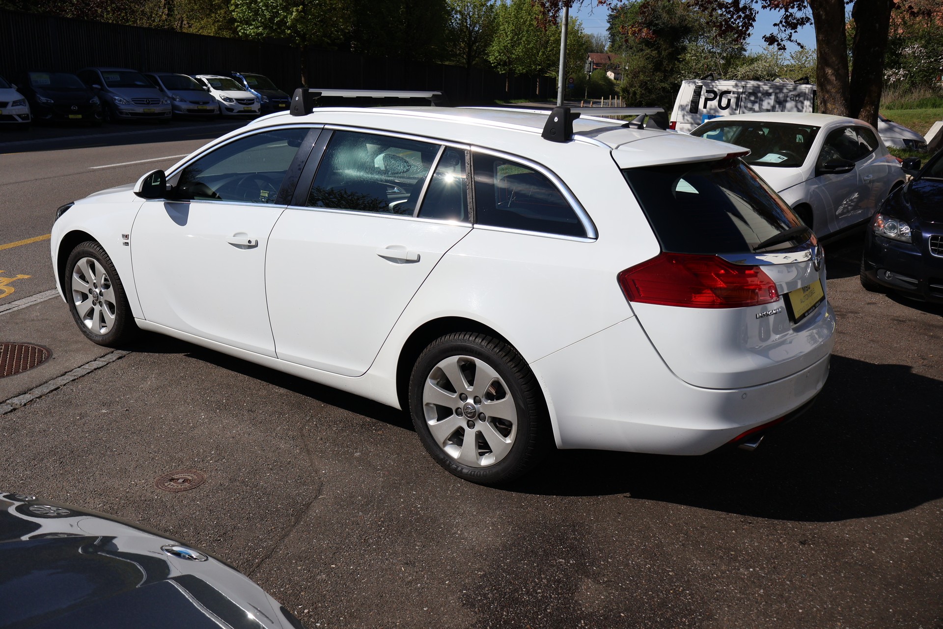 OPEL Insignia ST 2.0 Turbo AnniversaryEd 4WD Aut.-image-6