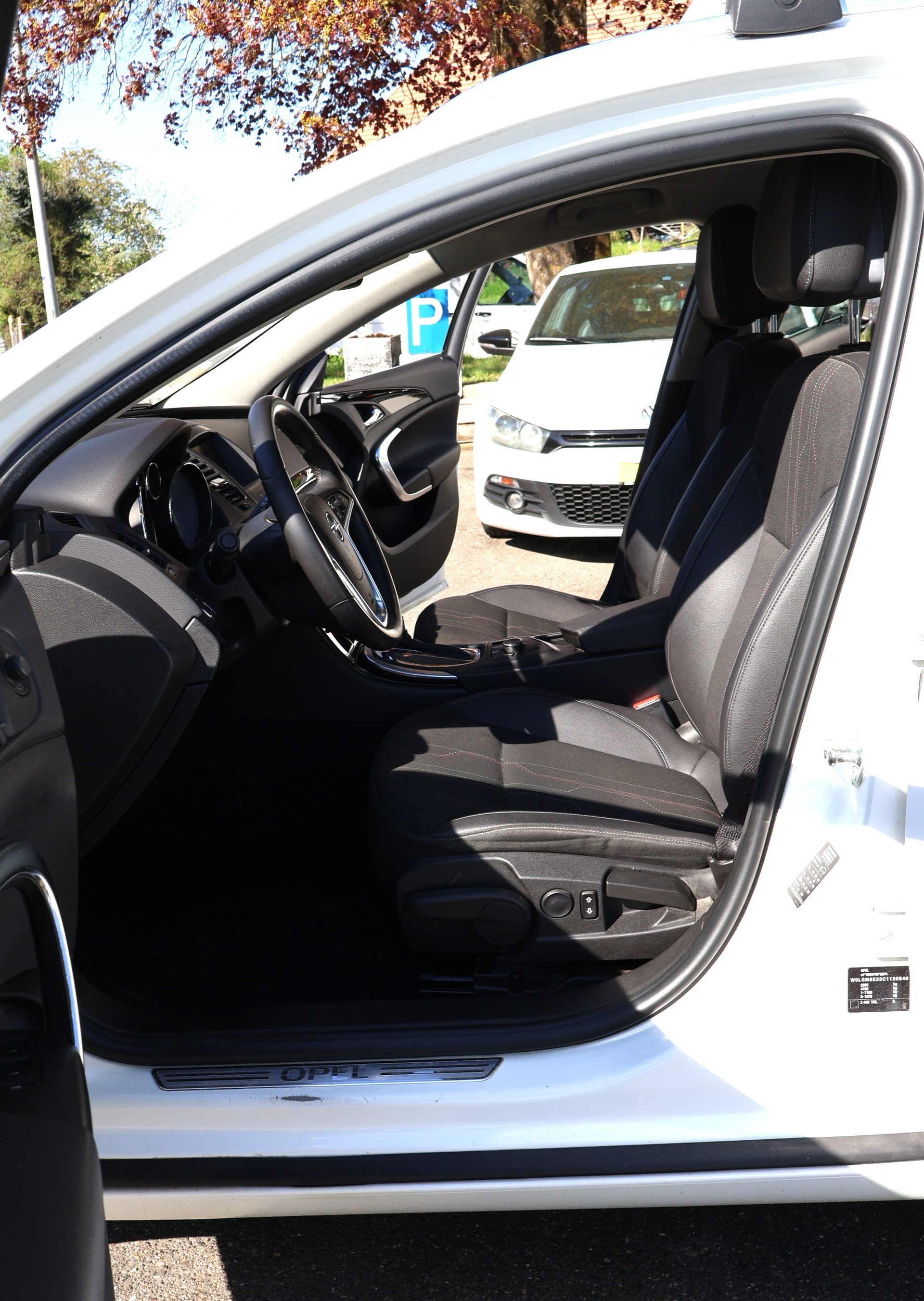 OPEL Insignia ST 2.0 Turbo AnniversaryEd 4WD Aut.-image-9