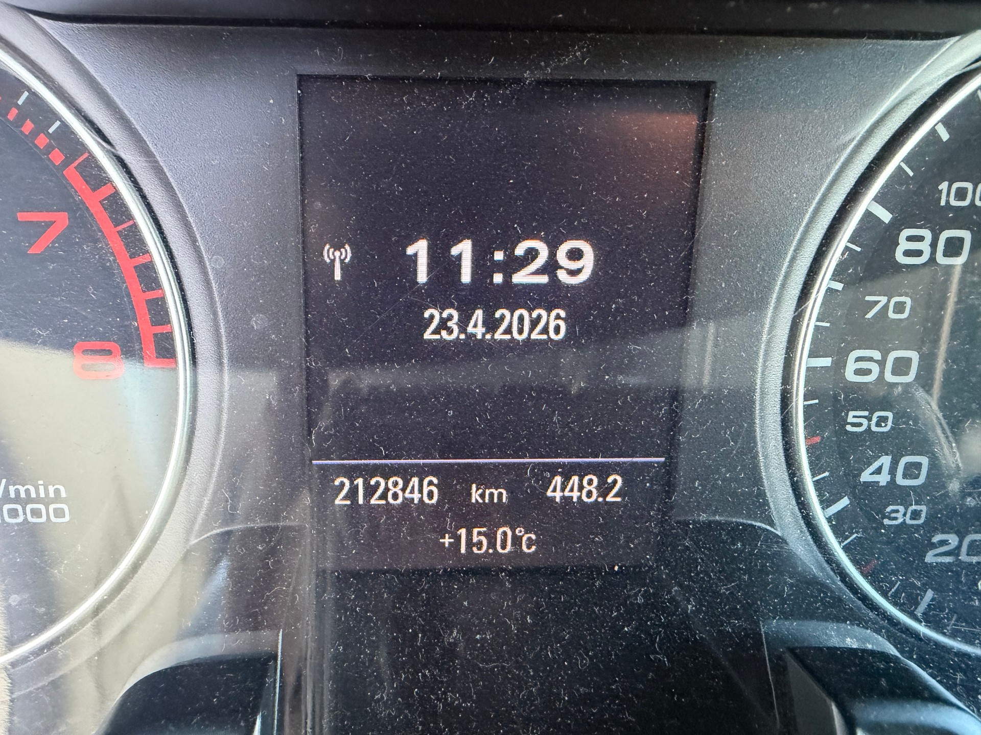 AUDI A4 Avant 2.0 TFSI quattro S-tronic-image-9