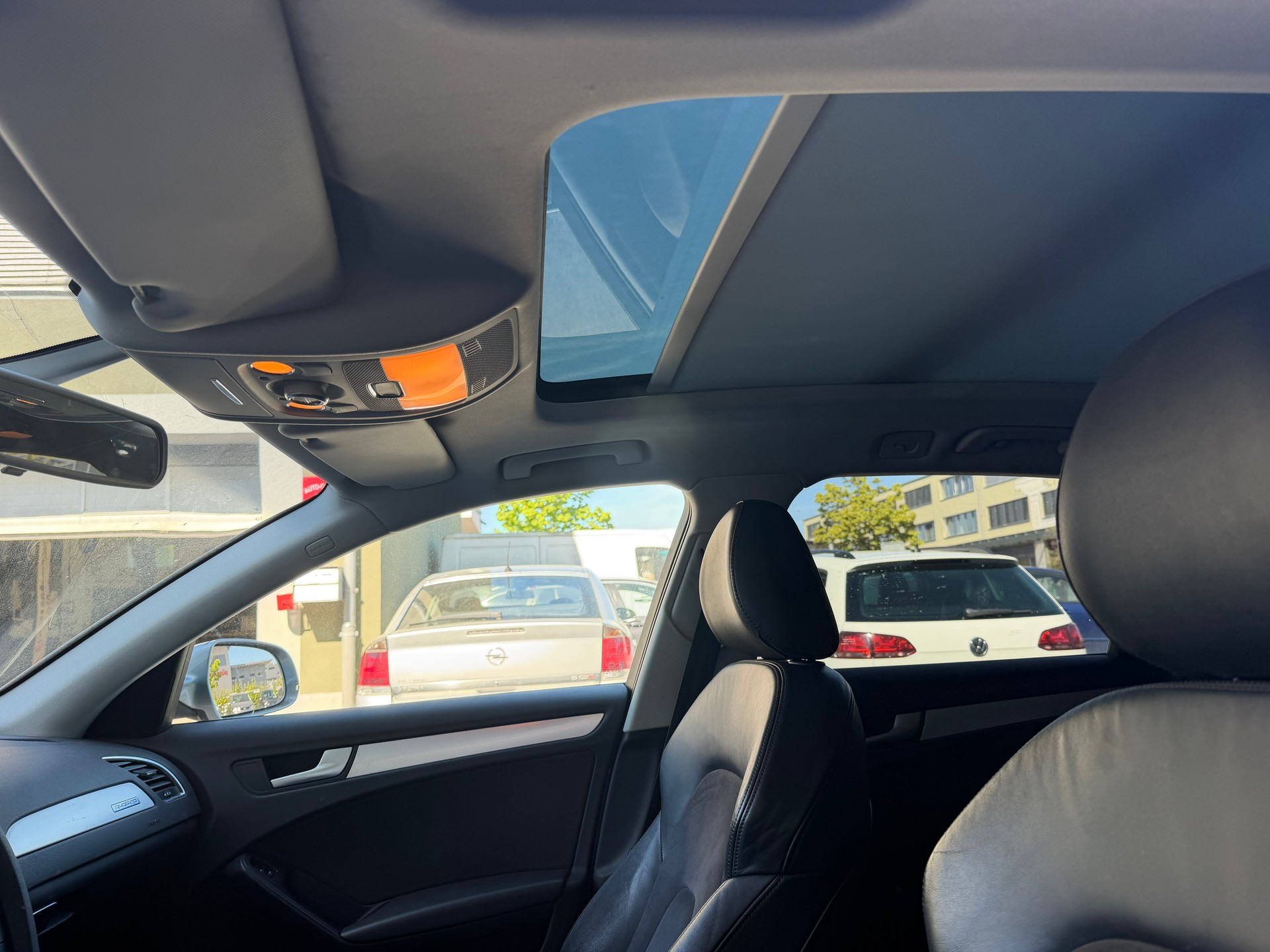 AUDI A4 Avant 2.0 TFSI quattro S-tronic-image-10