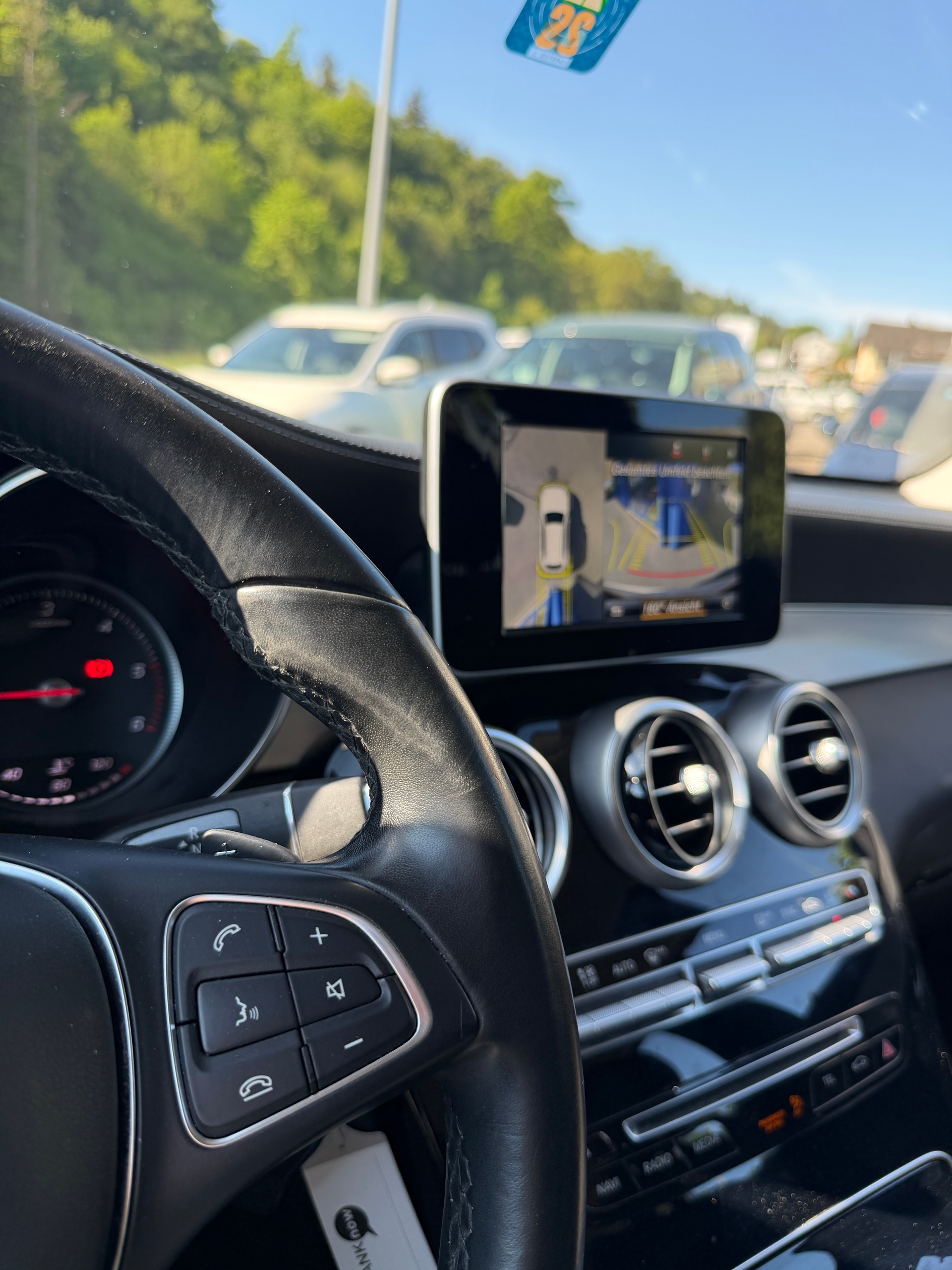 MERCEDES-BENZ GLC 250 d Exclusive 4Matic 9G-Tronic-image-12