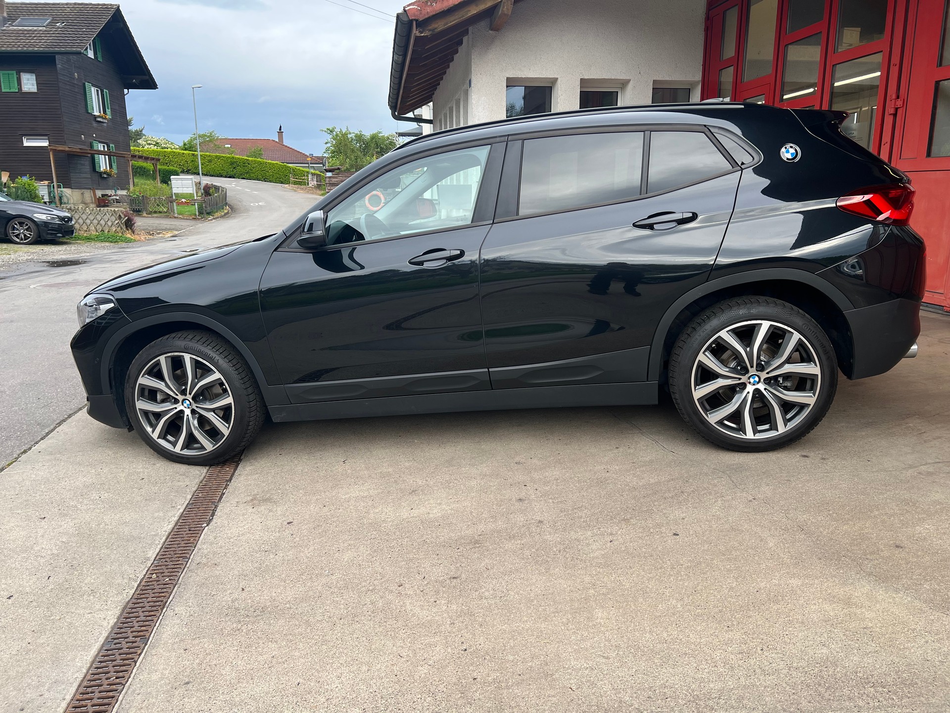 BMW X2 xDrive 20d Steptronic-showroom-element-2